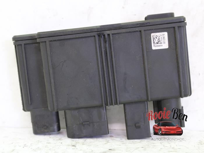 Gebruikte Computer boord BMW 1 serie (F20) 118i 1.5 TwinPower 12V Prijs op aanvraag aangeboden door Rooie Ben autodemontage