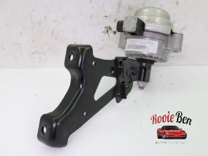 Gebruikte Motorsteun Porsche 718 Cayman (982) 4.0 GT4 Prijs op aanvraag aangeboden door Rooie Ben autodemontage