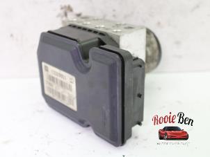 Gebruikte ABS Pomp Opel Insignia Sports Tourer 2.0 CDTI 16V 130 ecoFLEX Prijs € 250,00 Margeregeling aangeboden door Rooie Ben autodemontage