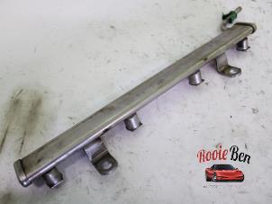 Gebruikte Injector brug Dodge Journey 2.4 16V Prijs € 25,00 Margeregeling aangeboden door Rooie Ben autodemontage