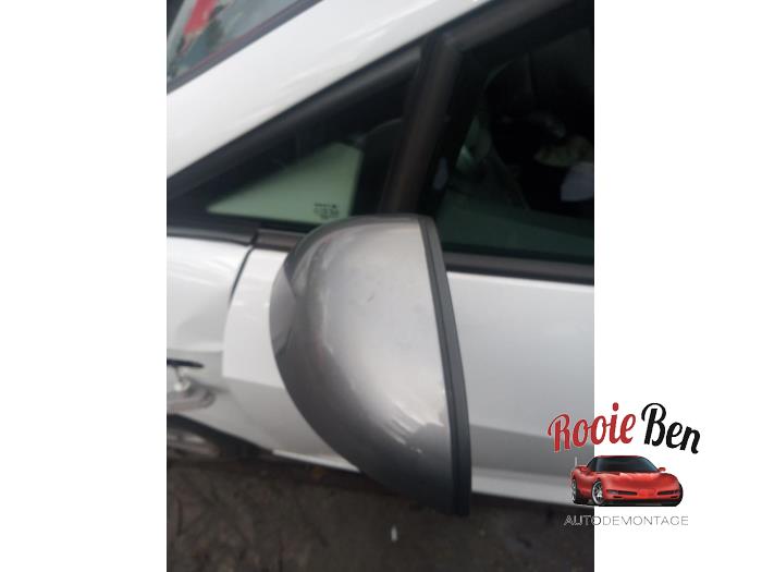 Buitenspiegel links van een Seat Ibiza IV (6J5) 1.0 EcoTSI 12V 2016