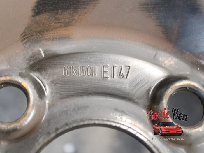 Velgen set + banden van een Hyundai i20 (GBB) 1.0 T-GDI 100 12V 2019