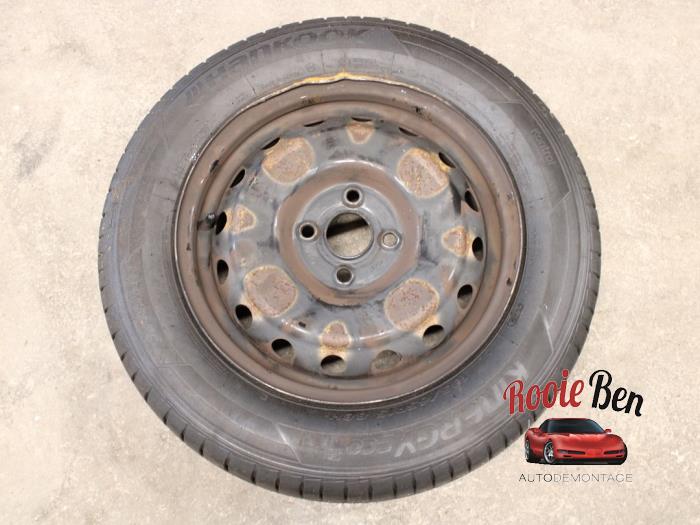 Velgen set + banden van een Hyundai i20 (GBB) 1.0 T-GDI 100 12V 2019