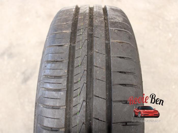 Velgen set + banden van een Hyundai i20 (GBB) 1.0 T-GDI 100 12V 2019