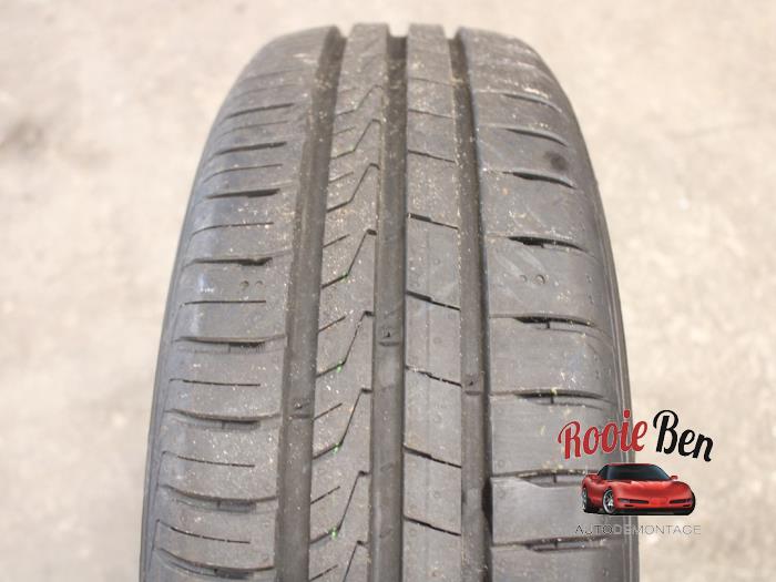 Velgen set + banden van een Hyundai i20 (GBB) 1.0 T-GDI 100 12V 2019