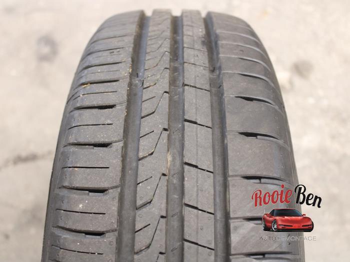 Velgen set + banden van een Hyundai i20 (GBB) 1.0 T-GDI 100 12V 2019