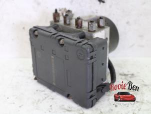 Gebruikte ABS Pomp Chrysler Sebring (JR) 2.0 16V Prijs € 50,00 Margeregeling aangeboden door Rooie Ben autodemontage