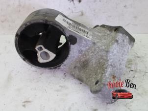 Gebruikte Motorrubber Chrysler Sebring (JR) 2.0 16V Prijs € 25,00 Margeregeling aangeboden door Rooie Ben autodemontage