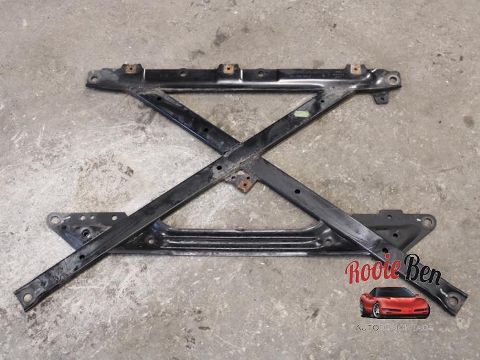 Gebruikte Subframe Porsche Macan (95B) 3.6 V6 24V Turbo Prijs € 50,00 Margeregeling aangeboden door Rooie Ben autodemontage
