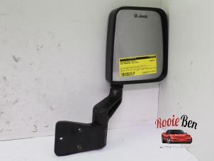 Gebruikte Buitenspiegel rechts Jeep Wrangler (TJ) 4.0 4x4 Prijs op aanvraag aangeboden door Rooie Ben autodemontage