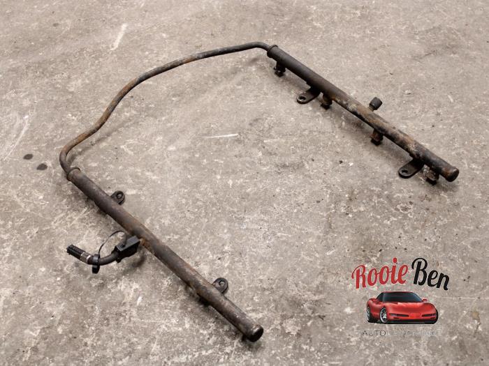 Gebruikte Injector brug Dodge Ram 1500 (DR/DH/D1/DC/DM) 4.7 V8 1500 4x2 Prijs op aanvraag aangeboden door Rooie Ben autodemontage
