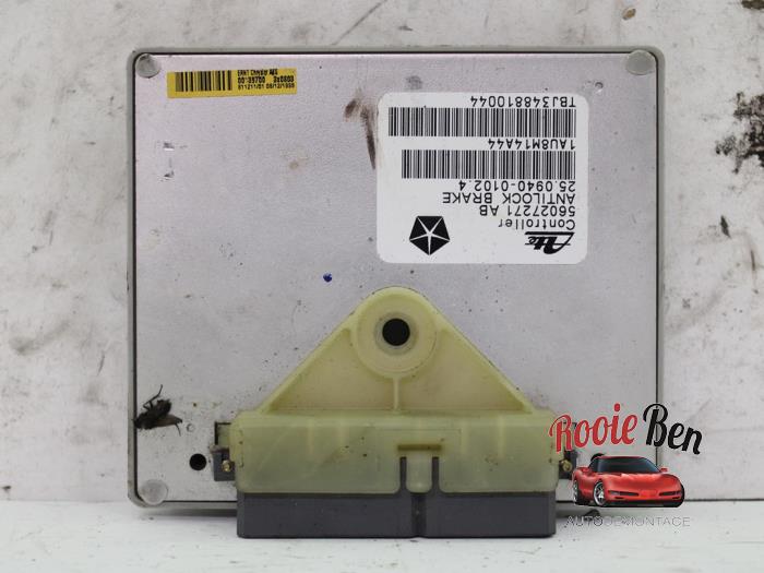 Gebruikte Computer Motormanagement Jeep Wrangler (TJ) 4.0 4x4 Prijs op aanvraag aangeboden door Rooie Ben autodemontage