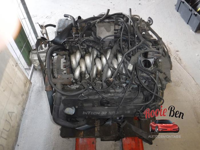 Gebruikte Motor Ford Usa Continental 4.6 32V Prijs € 1.000,00 Margeregeling aangeboden door Rooie Ben autodemontage