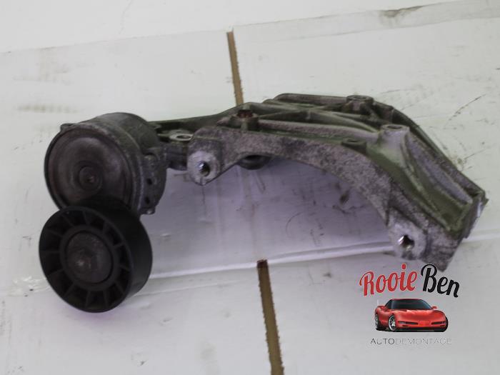 Gebruikte Spanrol Multiriem Peugeot 307 SW (3H) 2.0 HDi 135 16V FAP Prijs € 15,00 Margeregeling aangeboden door Rooie Ben autodemontage