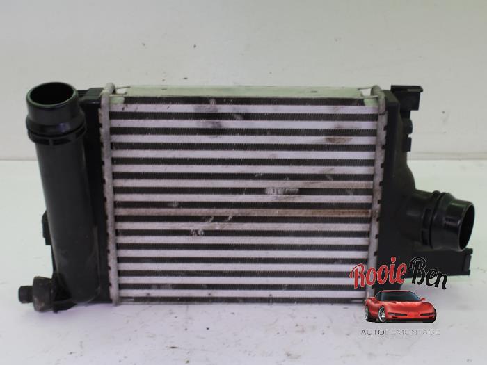 Gebruikte Intercooler Dacia Sandero II 0.9 TCE 12V Prijs € 50,00 Margeregeling aangeboden door Rooie Ben autodemontage