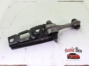 Gebruikte Motorsteun Dacia Sandero II 0.9 TCE 12V Prijs € 20,00 Margeregeling aangeboden door Rooie Ben autodemontage