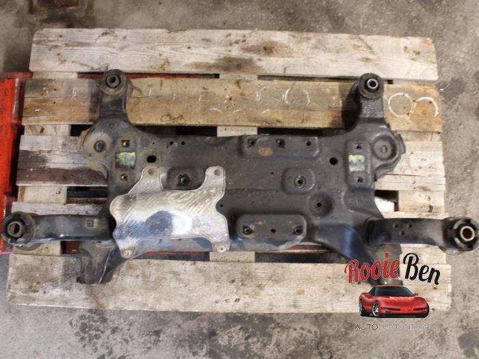 Gebruikte Subframe Dodge Journey 2.4 16V Eco+ Prijs € 100,00 Margeregeling aangeboden door Rooie Ben autodemontage