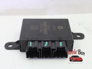 Gebruikte PDC Module Dodge 1500 Crew Cab (DS) 5.7 Hemi V8 4x4 Prijs op aanvraag aangeboden door Rooie Ben autodemontage