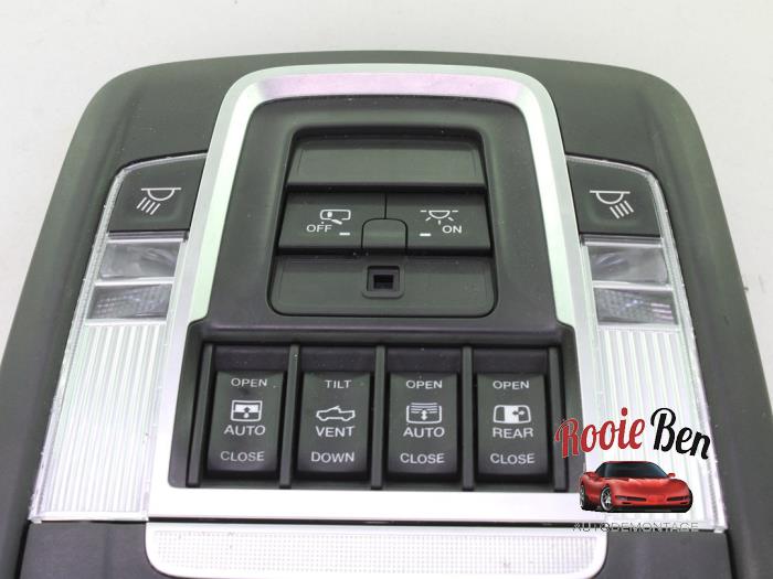 Binnenverlichting voor van een RAM 1500 Crew Cab (DS) 5.7 Hemi V8 4x4 2019