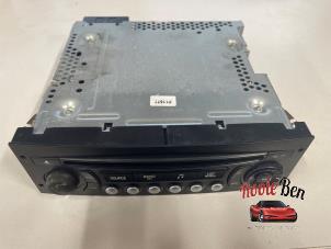 Gebruikte Radio CD Speler Citroen C3 (SC) 1.6 HDi 92 Prijs op aanvraag aangeboden door Rooie Ben autodemontage