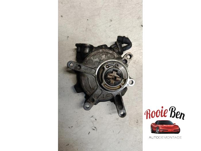 Gebruikte Vacuumpomp (Benzine) Mercedes GL (X166) 4.7 GL 450 V8 32V 4-Matic Prijs € 50,00 Margeregeling aangeboden door Rooie Ben autodemontage