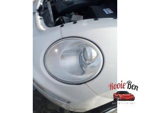 Gebruikte Koplamp links Volkswagen New Beetle (1Y7) 2.0 Prijs op aanvraag aangeboden door Rooie Ben autodemontage