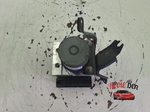 Gebruikte ABS Pomp Honda CR-V (RE/RM) 2.0 16V Prijs € 100,00 Margeregeling aangeboden door Rooie Ben autodemontage