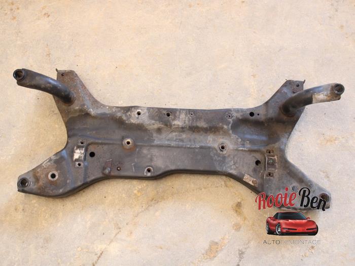 Gebruikte Subframe Dodge Caliber 1.8 16V Prijs € 150,00 Margeregeling aangeboden door Rooie Ben autodemontage