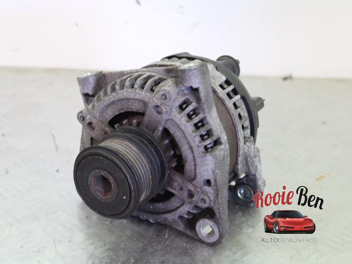 Gebruikte Alternator Chrysler Voyager/Grand Voyager (RG/RS) 2.8 CRD 16V Autom. Prijs € 25,00 Margeregeling aangeboden door Rooie Ben autodemontage