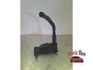 Gebruikte Carterventilatie Mercedes E (W213) E-200 2.0 Turbo 16V Prijs op aanvraag aangeboden door Rooie Ben autodemontage