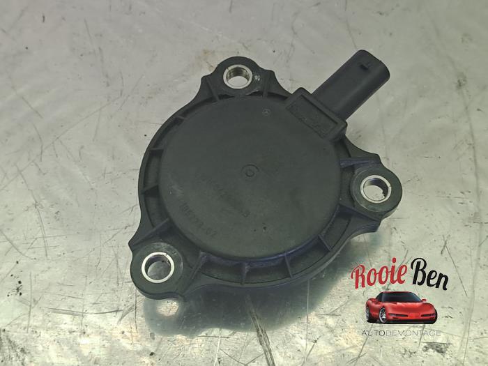 Gebruikte Nokkenas Sensor Mercedes E (W213) E-200 2.0 Turbo 16V Prijs € 30,00 Margeregeling aangeboden door Rooie Ben autodemontage