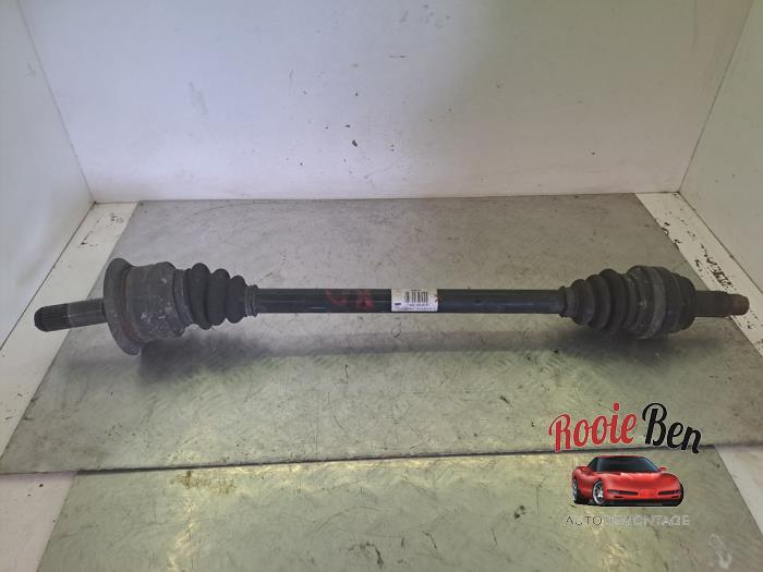 Gebruikte Aandrijfas rechts-achter BMW 5 serie (F10) 528i 16V Prijs € 40,00 Margeregeling aangeboden door Rooie Ben autodemontage