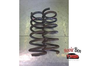 Gebruikte Schroefveer achter Opel Antara 2.0 CDTi 16V 4x4 Prijs € 40,00 Margeregeling aangeboden door Rooie Ben autodemontage