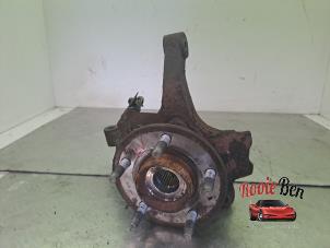 Gebruikte Asschenkel links-voor Opel Antara 2.0 CDTi 16V 4x4 Prijs € 30,00 Margeregeling aangeboden door Rooie Ben autodemontage