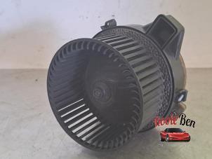 Gebruikte Blower BMW 5 serie (G30) 520i 2.0 TwinPower Turbo 16V Prijs € 75,00 Margeregeling aangeboden door Rooie Ben autodemontage