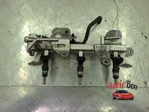 Gebruikte Injector brug Dacia Sandero II 0.9 TCE 90 12V Prijs op aanvraag aangeboden door Rooie Ben autodemontage