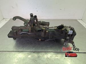 Gebruikte Inlaatspruitstuk Chevrolet Malibu 2.0 D 16V Prijs op aanvraag aangeboden door Rooie Ben autodemontage