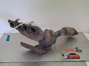 Gebruikte Uitlaatspruitstuk + katalysator Ford Fiesta 6 (JA8) 1.25 16V Prijs op aanvraag aangeboden door Rooie Ben autodemontage