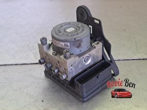 Gebruikte ABS Pomp Audi A3 Sportback (8VA/8VF) 1.6 TDI 16V Prijs € 200,00 Margeregeling aangeboden door Rooie Ben autodemontage