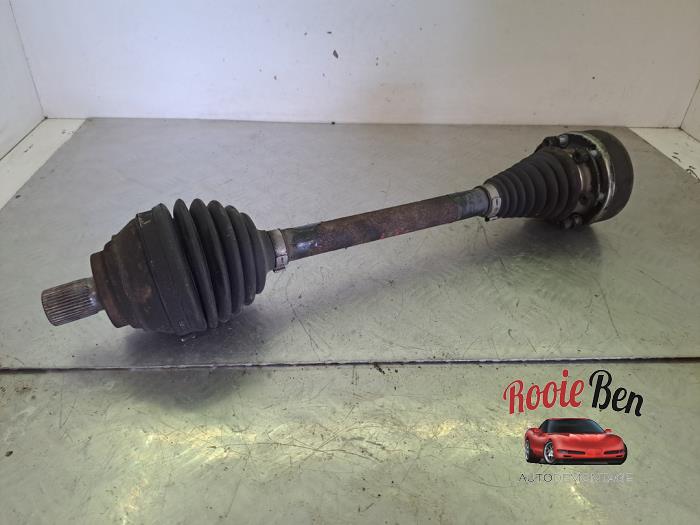 Gebruikte Steekas links-voor Audi A3 Sportback (8VA/8VF) 1.6 TDI 16V Prijs € 50,00 Margeregeling aangeboden door Rooie Ben autodemontage