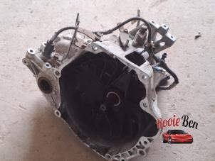 Gebruikte Automaatbak Chrysler Sebring Convertible (JR) 2.0 16V Prijs € 500,00 Margeregeling aangeboden door Rooie Ben autodemontage