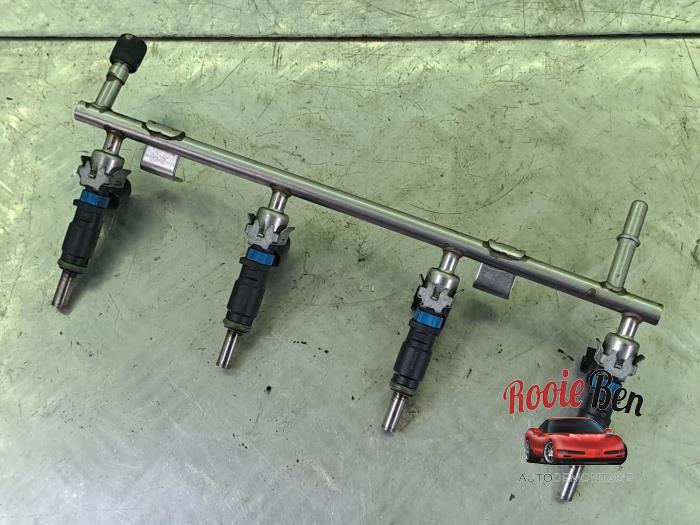 Gebruikte Galerij (Injectie) Opel Astra J (PC6/PD6/PE6/PF6) 1.6 16V Ecotec Prijs op aanvraag aangeboden door Rooie Ben autodemontage