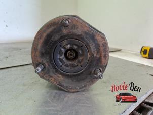 Gebruikte Voorpoot rechts Mercedes ML II (164/4JG) 3.5 350 4-Matic V6 24V Prijs € 100,00 Margeregeling aangeboden door Rooie Ben autodemontage