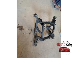 Gebruikte Subframe Mercedes ML II (164/4JG) 3.5 350 4-Matic V6 24V Prijs € 50,00 Margeregeling aangeboden door Rooie Ben autodemontage