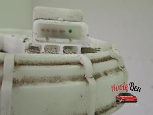 Gebruikte Brandstofpomp Elektrisch Opel Meriva 1.4 Turbo 16V ecoFLEX Prijs € 50,00 Margeregeling aangeboden door Rooie Ben autodemontage