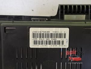 Gebruikte Tellerklok Renault Grand Scénic III (JZ) 1.2 16V TCe 115 Prijs € 100,00 Margeregeling aangeboden door Rooie Ben autodemontage