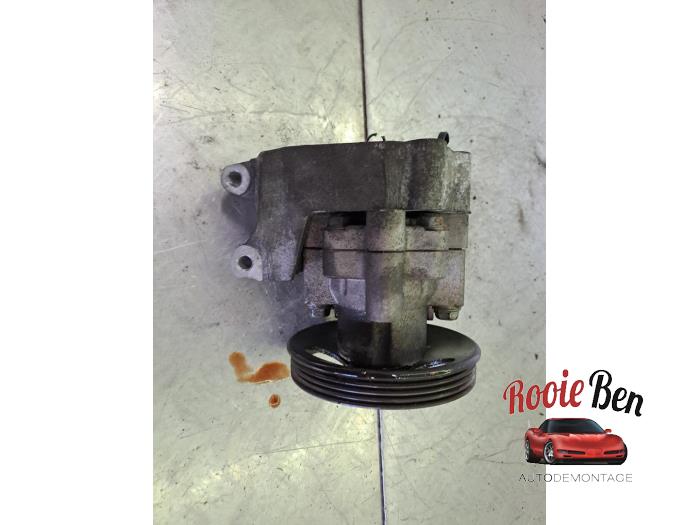 Gebruikte Servopomp Chevrolet Cruze (300) 1.8 16V VVT Bifuel Prijs € 50,00 Margeregeling aangeboden door Rooie Ben autodemontage