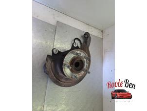 Gebruikte Fusee rechts-voor Dodge 1500 Standard Cab (DS) 3.6 ST V6 24V 4WD Prijs op aanvraag aangeboden door Rooie Ben autodemontage