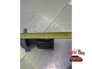 Gebruikte Tussenas Mercedes B (W247) 2.0 B-200d Prijs op aanvraag aangeboden door Rooie Ben autodemontage