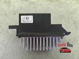 Gebruikte Kachel Weerstand Ford Transit Custom 2.0 TDCi 16V Eco Blue 170 Prijs € 20,00 Margeregeling aangeboden door Rooie Ben autodemontage